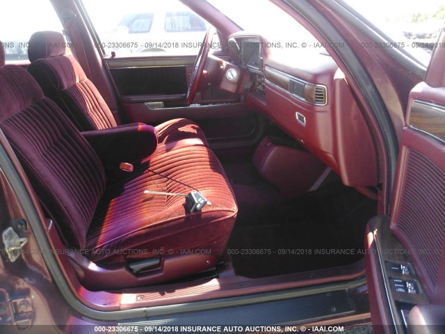 1C3XC66R0ND861939 - 1992 CHRYSLER NEW YORKER C-BODY SALON BURGUNDY photo 5