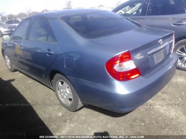 4T1BF30K62U532550 - 2002 TOYOTA CAMRY LE/XLE/SE Көк фото 3