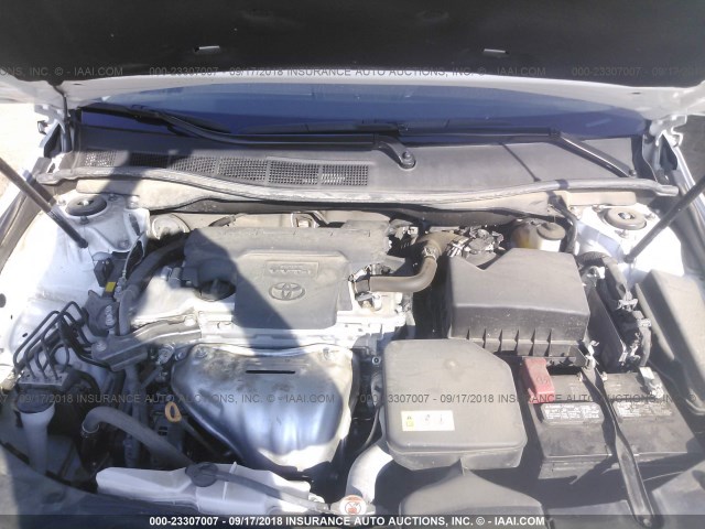 4T1BF1FKXHU756523 - 2017 TOYOTA CAMRY LE/XLE/SE/XSE 白色 照片 10