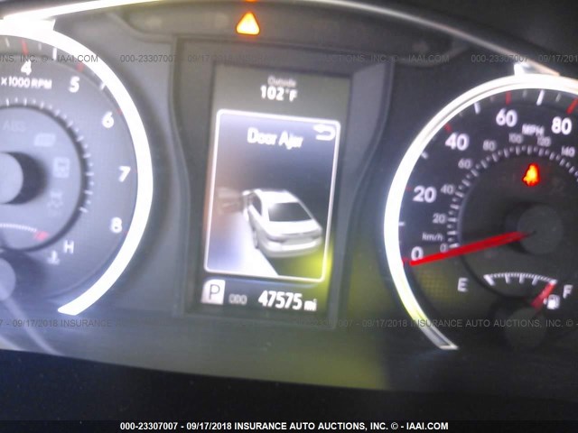 4T1BF1FKXHU756523 - 2017 TOYOTA CAMRY LE/XLE/SE/XSE 白色 照片 7