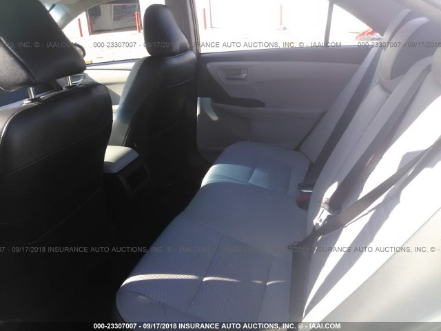 4T1BF1FKXHU756523 - 2017 TOYOTA CAMRY LE/XLE/SE/XSE 白色 照片 8