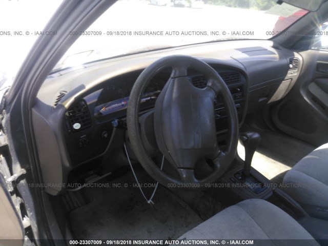 4T1BG12K0TU824307 - 1996 TOYOTA CAMRY DX/LE/XLE GREEN photo 5