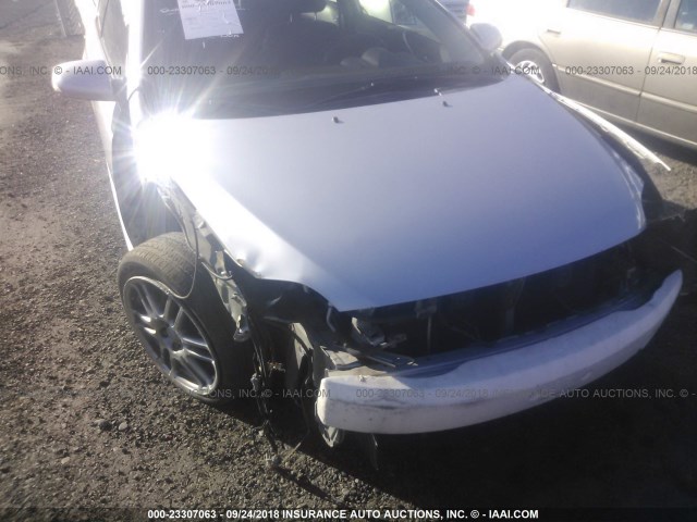 JTKDE177450006251 - 2005 TOYOTA SCION TC 银色 照片 6