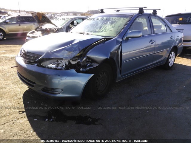 JTDBE32K330161473 - 2003 TOYOTA CAMRY LE/XLE Ашық көк фото 2