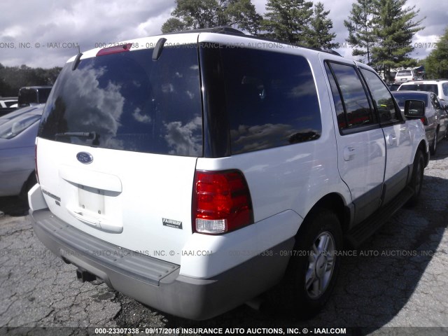 1FMPU15L64LA91058 - 2004 FORD EXPEDITION XLT WHITE photo 4