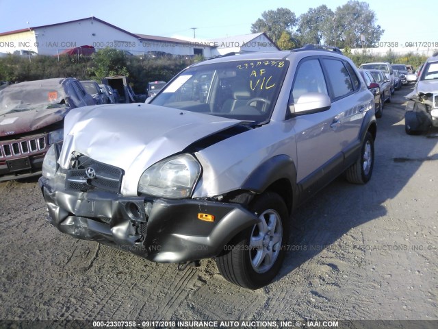 KM8JN12D95U128793 - 2005 HYUNDAI TUCSON GLS/LX SILVER photo 2