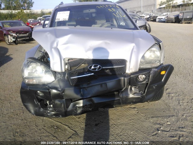 KM8JN12D95U128793 - 2005 HYUNDAI TUCSON GLS/LX SILVER photo 6