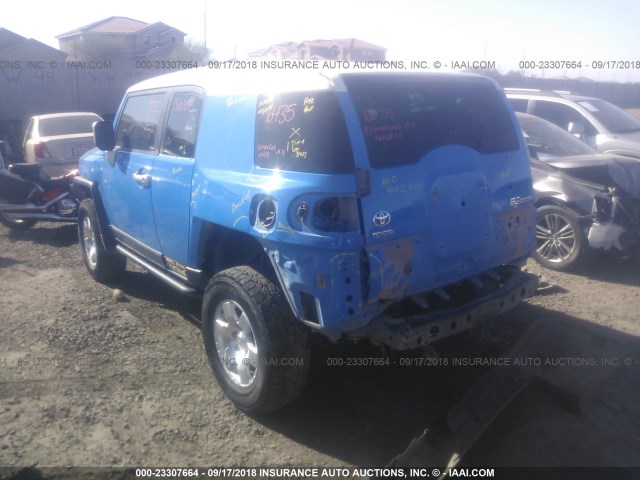 JTEBU11F870100620 - 2007 TOYOTA FJ CRUISER BLUE photo 3