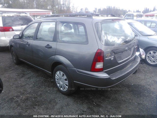 1FAFP36N75W102156 - 2005 FORD FOCUS ZXW GRAY photo 3