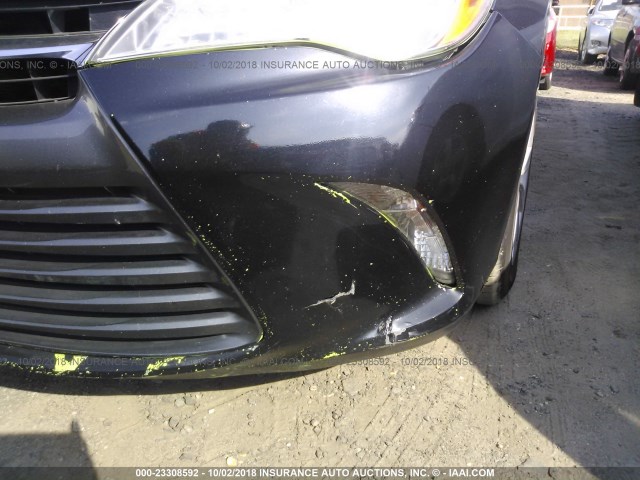 4T4BF1FK1FR469932 - 2015 TOYOTA CAMRY LE/XLE/SE/XSE 黑色 照片 6