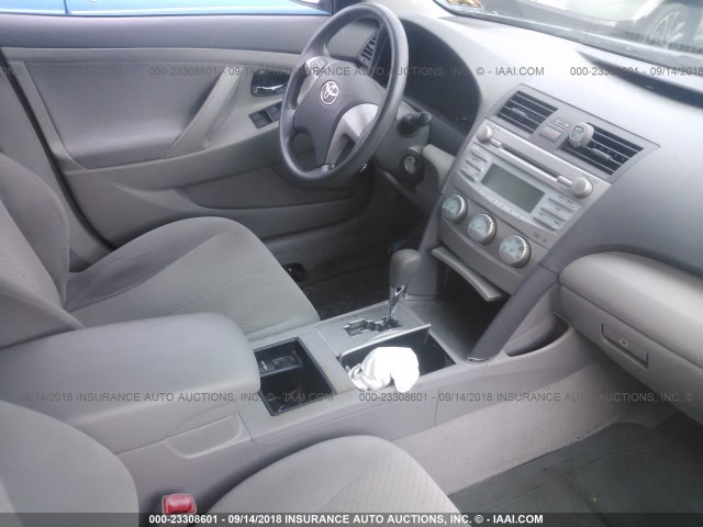 4T1BE46K37U163315 - 2007 TOYOTA CAMRY NEW GENERAT CE/LE/XLE/SE GRAY photo 5