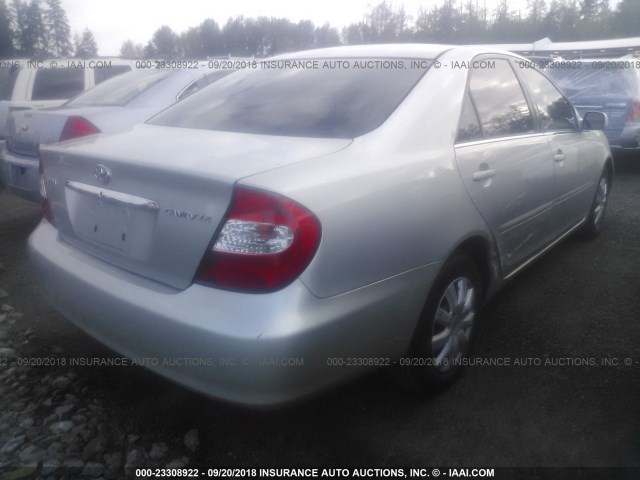 4T1BE32K52U567306 - 2002 TOYOTA CAMRY LE/XLE/SE Күміс фото 4