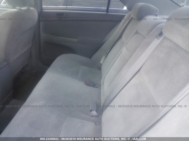 4T1BE32K52U567306 - 2002 TOYOTA CAMRY LE/XLE/SE Күміс фото 8