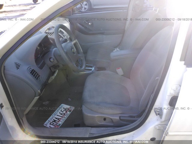 1G1ZS57N67F216547 - 2007 CHEVROLET MALIBU LS WHITE photo 5