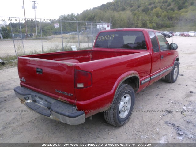 1GCDT19WX28118258 - 2002 CHEVROLET S TRUCK S10 RED photo 4