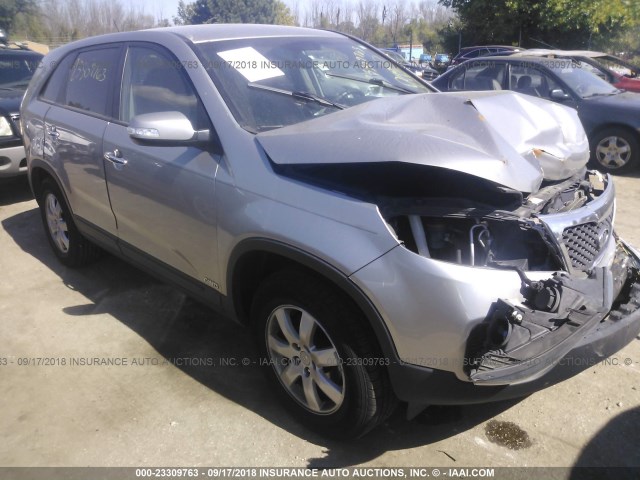 5XYKTCA67CG274847 - 2012 KIA SORENTO LX SILVER photo 1