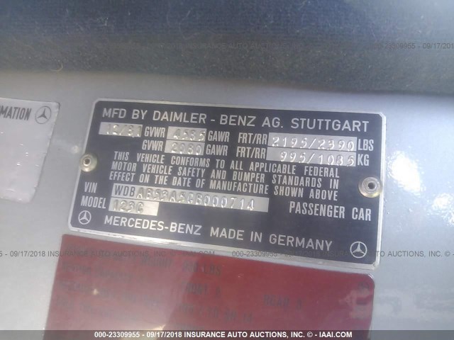 WDBAB53A5CB000714 - 1982 MERCEDES-BENZ 300 CDT SILVER photo 9