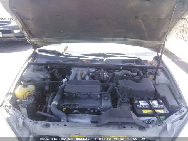 JTDBF30K820076000 - 2002 TOYOTA CAMRY LE/XLE/SE 银色 照片 10