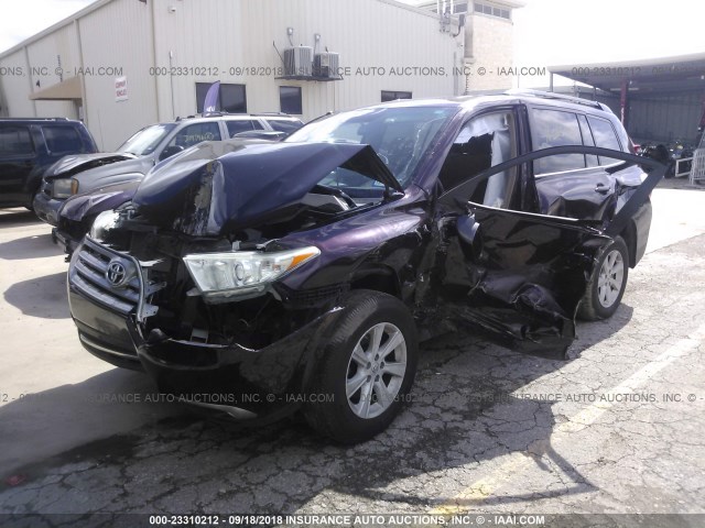 5TDBK3EH8DS215390 - 2013 TOYOTA HIGHLANDER PLUS/SE PURPLE photo 2