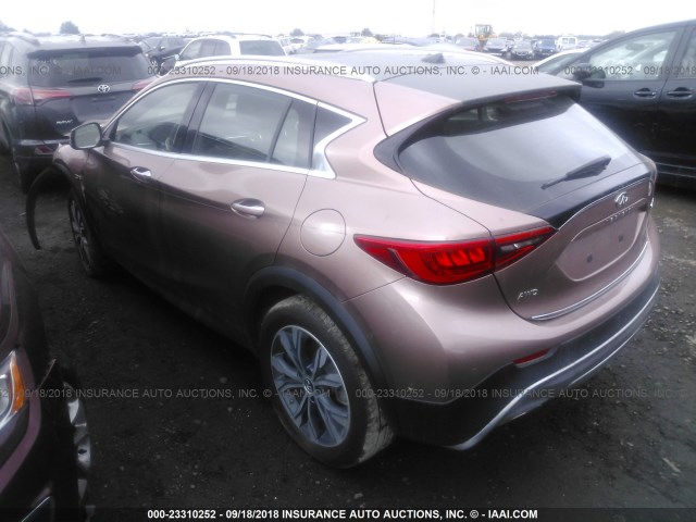 SJKCH5CR6HA019099 - 2017 INFINITI QX30 LUXURY/PREMIUM/SPORT BROWN photo 3