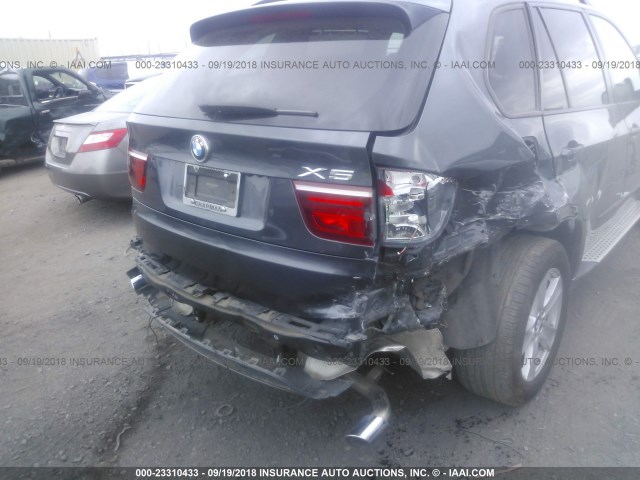 5UXZW0C50CL669691 - 2012 BMW X5 XDRIVE35D GRAY photo 6