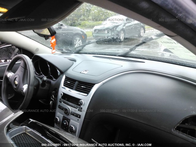 1G1ZC5EB5A4111457 - 2010 CHEVROLET MALIBU 1LT GRAY photo 5