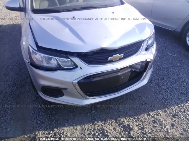 1G1JB5SH7H4165460 - 2017 CHEVROLET SONIC LS 灰色 照片 6