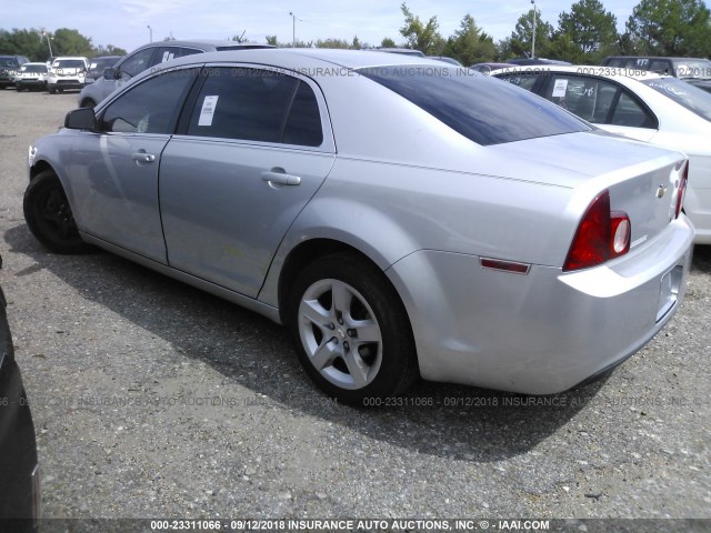 1G1ZA5E07AF105457 - 2010 CHEVROLET MALIBU LS Күміс фото 3