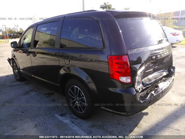 2C4RDGEG0JR324180 - 2018 DODGE GRAND CARAVAN GT BLACK photo 3