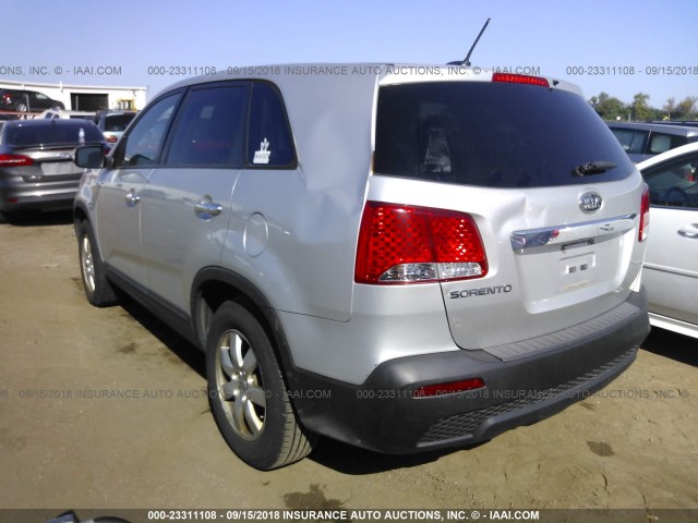 5XYKT3A13CG302597 - 2012 KIA SORENTO LX SILVER photo 3