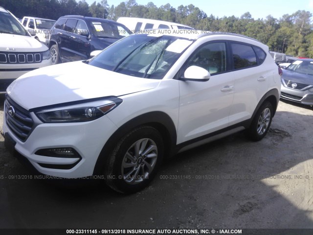 KM8J3CA49JU612282 - 2018 HYUNDAI TUCSON WHITE photo 2