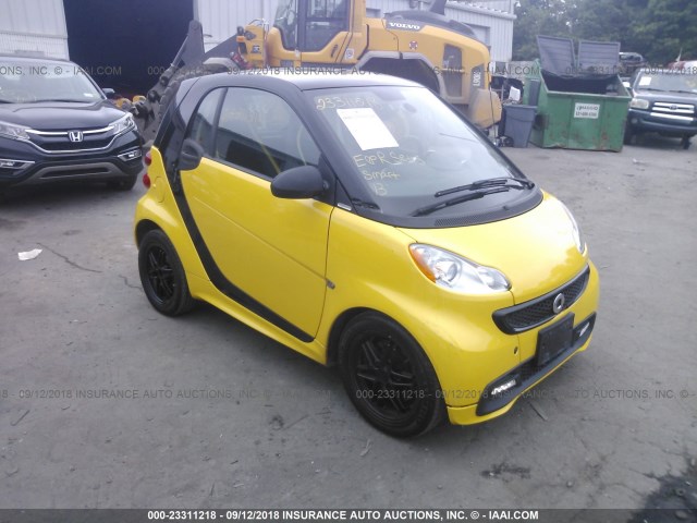 WMEEJ3BA1DK723569 - 2013 SMART FORTWO PURE/PASSION YELLOW photo 1