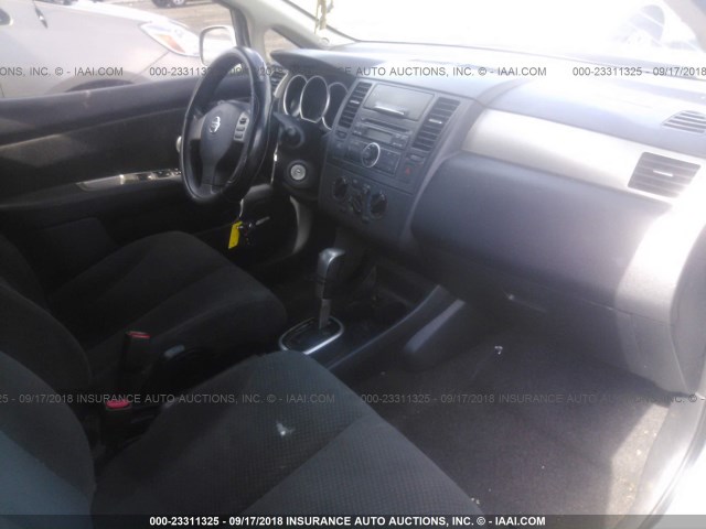 3N1BC1CP6CL362276 - 2012 NISSAN VERSA S/SL GRAY photo 5