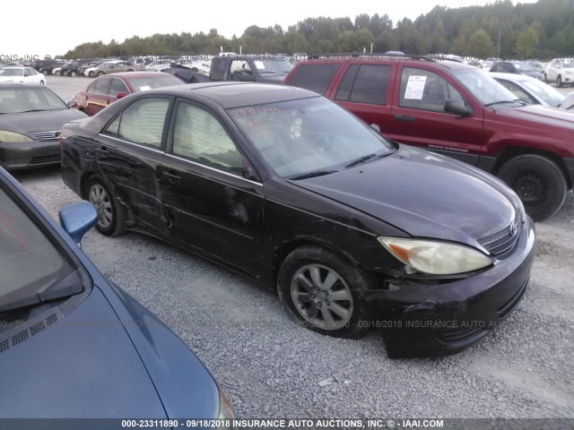 4T1BF30K82U510680 - 2002 TOYOTA CAMRY LE/XLE/SE Марун фото 1