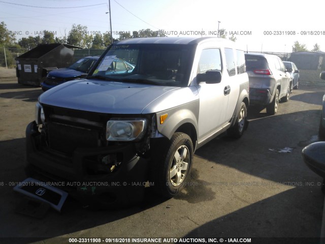 5J6YH18574L011402 - 2004 HONDA ELEMENT EX SILVER photo 2