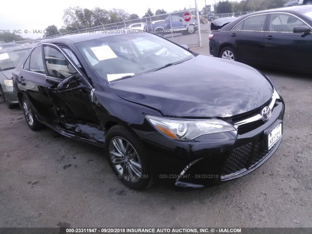 4T1BF1FK9GU130461 - 2016 TOYOTA CAMRY LE/XLE/SE/XSE BLACK photo 1