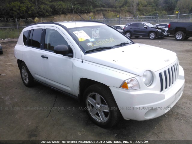 1J8FF47W67D583910 - 2007 JEEP COMPASS WHITE photo 1