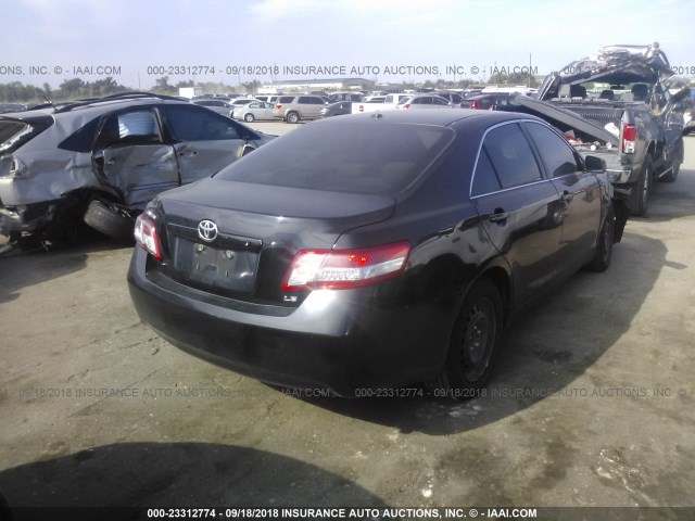 4T1BF3EK5BU662733 - 2011 TOYOTA CAMRY SE/LE/XLE BLACK photo 4