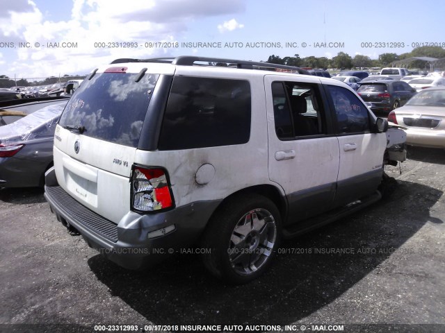 4M2DU86W62UJ17295 - 2002 MERCURY MOUNTAINEER  WHITE photo 4