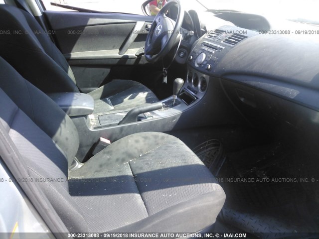 JM1BL1UF6B1491157 - 2011 MAZDA 3 I SILVER photo 5