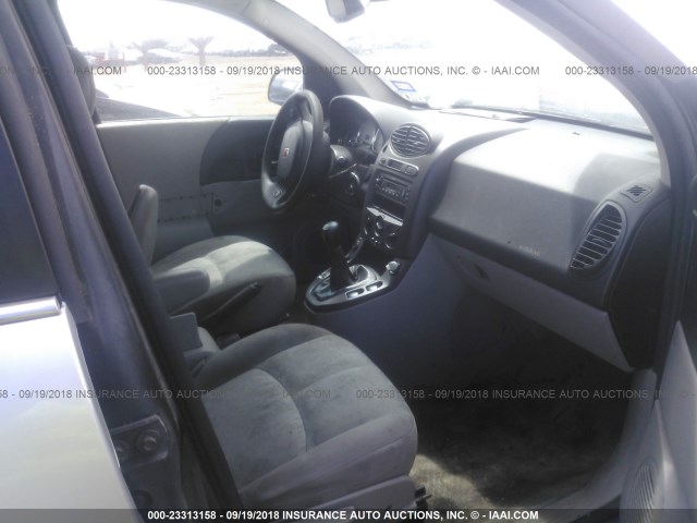 5GZCZ23D74S856790 - 2004 SATURN VUE SILVER photo 5