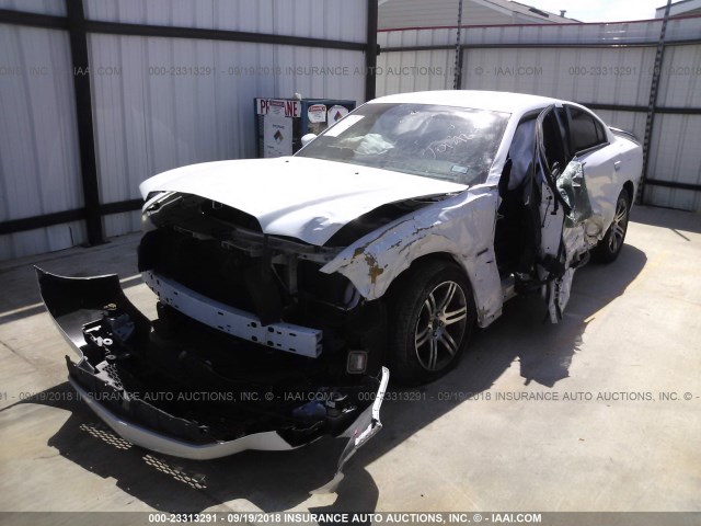 2C3CDXCT8DH531842 - 2013 DODGE CHARGER R/T WHITE photo 2
