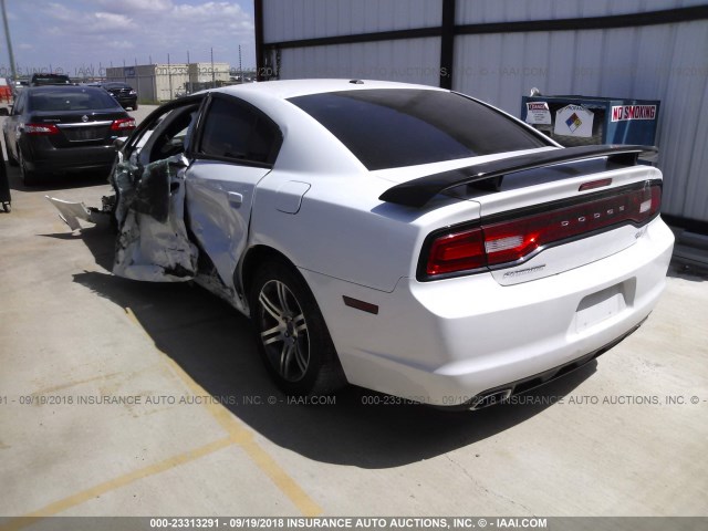 2C3CDXCT8DH531842 - 2013 DODGE CHARGER R/T WHITE photo 3