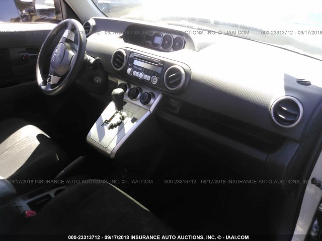 JTLKE50E481025402 - 2008 TOYOTA SCION XB Plata foto 5