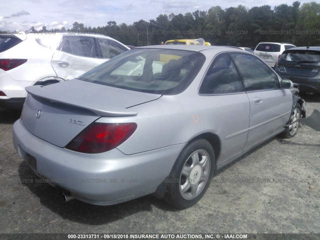 19UYA1252VL020577 - 1997 ACURA 2.2CL SILVER photo 4