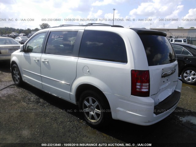 2A4RR5D13AR235619 - 2010 CHRYSLER TOWN & COUNTRY TOURING WHITE photo 3