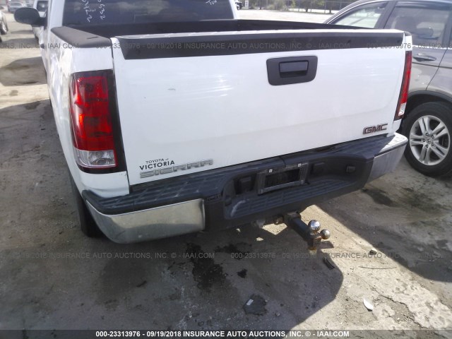 1GTR1TEX5DZ338975 - 2013 GMC SIERRA C1500 WHITE photo 6