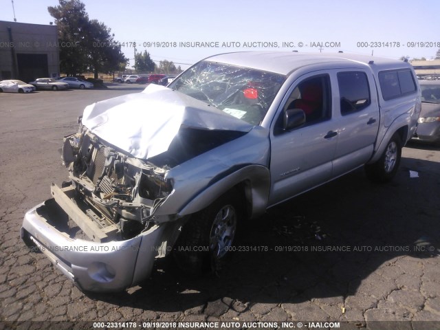5TELU42N57Z406934 - 2007 TOYOTA TACOMA DOUBLE CAB 银色 照片 2