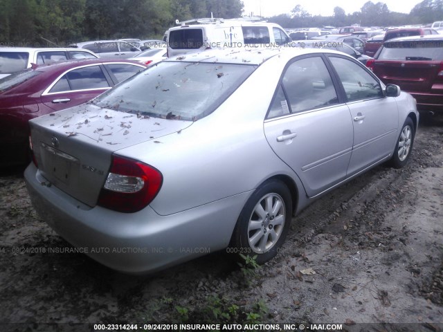 4T1BE32K02U625886 - 2002 TOYOTA CAMRY LE/XLE/SE Gümüş foto 4