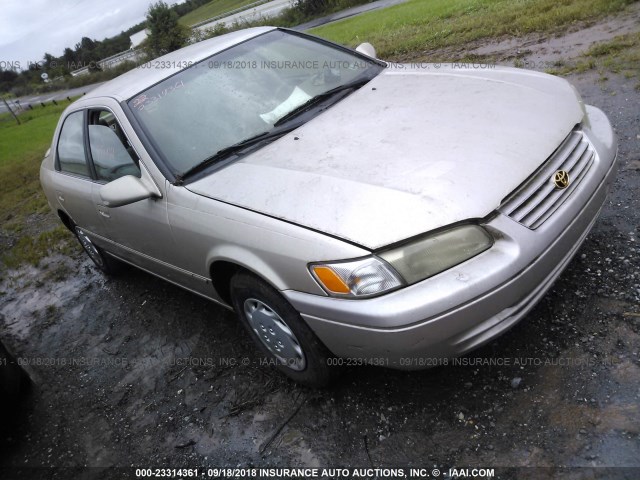 4T1BG22K8WU386968 - 1998 TOYOTA CAMRY CE/LE/XLE GOLD photo 1